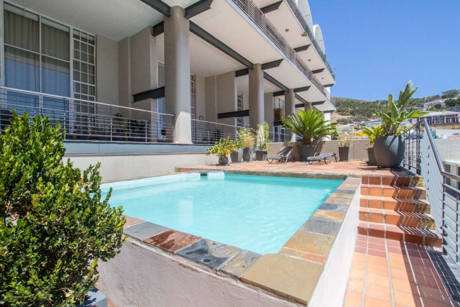 2 Bedroom Property for Sale in Cape Town City Centre Western Cape